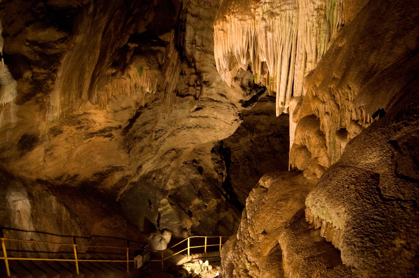 Belianska Cave and village Ždiar